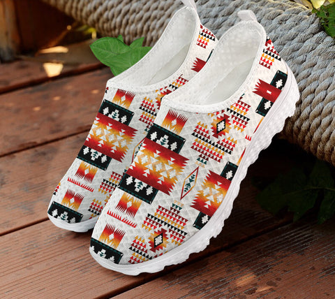 GB-NAT00075 White Tribes Pattern Native American Mesh Shoes